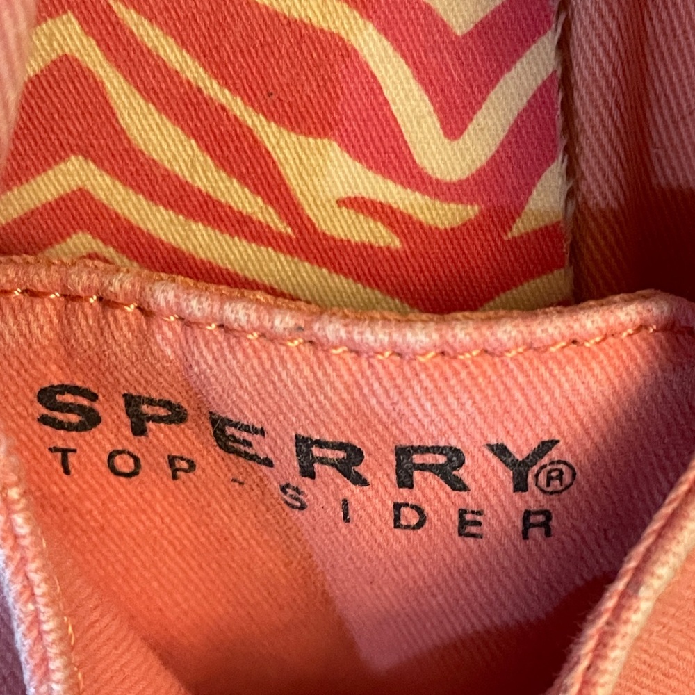 Pink Sperry's Size 8.5 - Picture 3 of 4